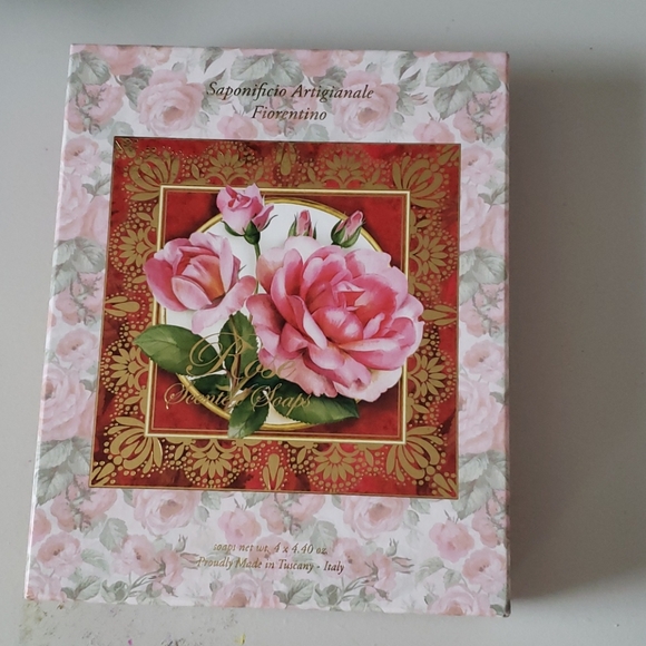 3/$35 Saponificio Rose Scented Soaps. - Picture 2 of 5